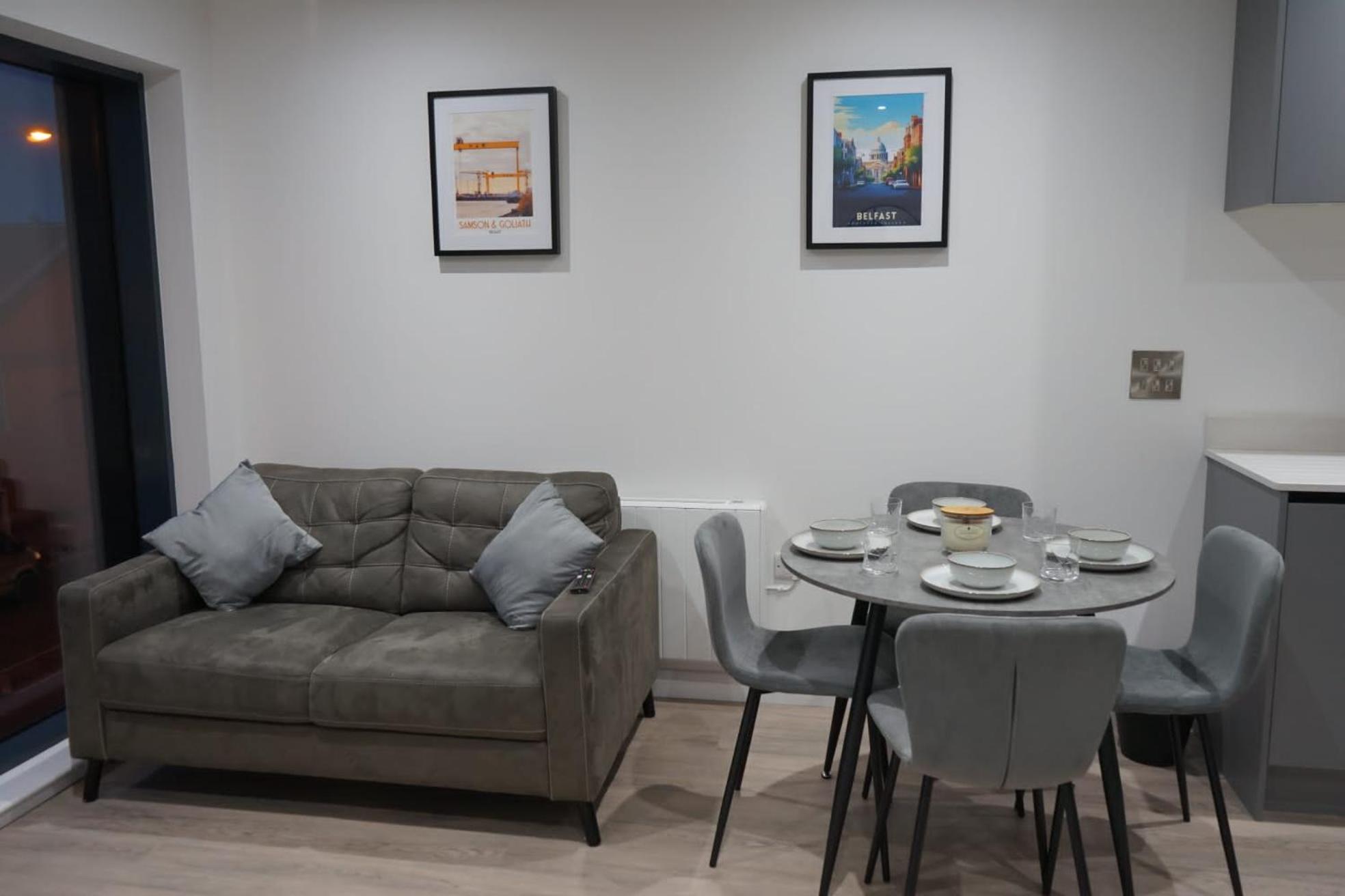 Luxury City Centre Apartment 贝尔法斯特 外观 照片
